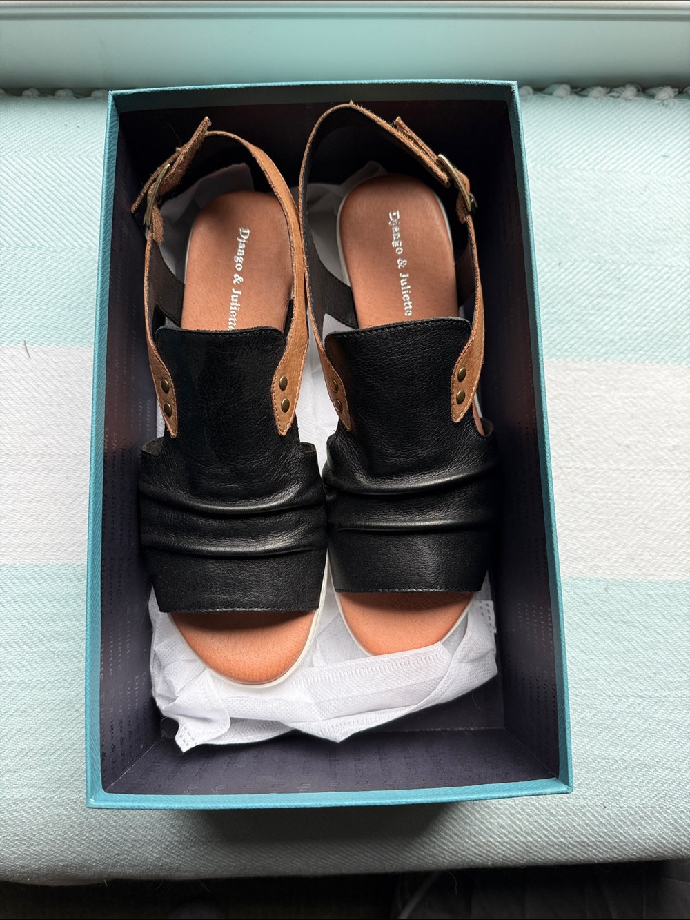 Diane & Juliette Black and Tan Ruched Slingback Sandals